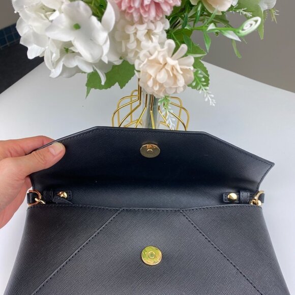 Michael Kors 35F9GTTC6L Jet Set Medium Leather Envelope Clutch in Black - Picture 5 of 9